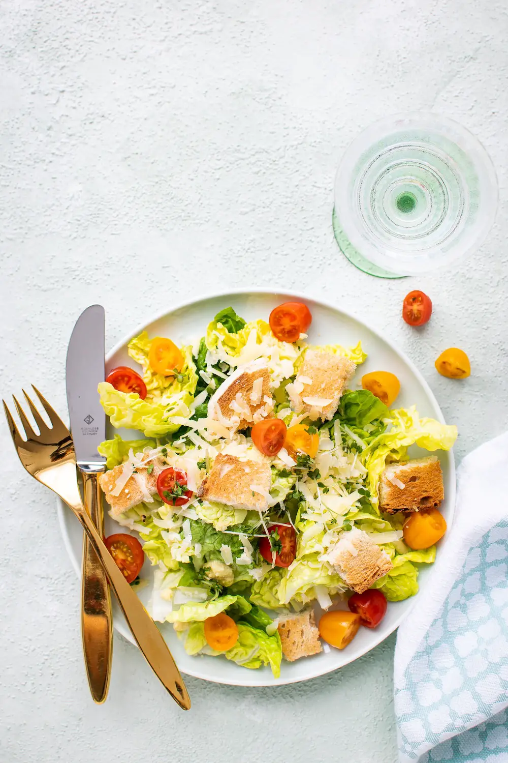 gras Koning Lear via Caesar salade, onze meest favoriete salade aller tijden [recept]